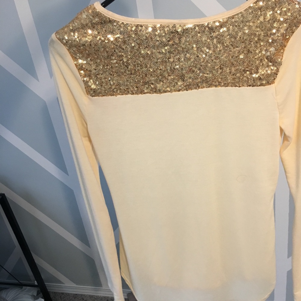 Long sleeve T-shirt